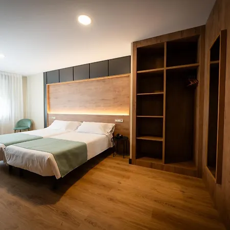 Oca Insua Costa Da Morte Otel 3*